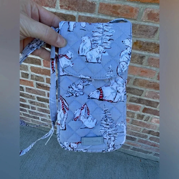 Vera Bradley Set Carson Phone Crossbody Beary Merry bag & Polar Bear Charm - Picture 1 of 4